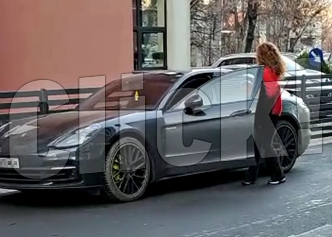 Isabela Onoriu a primit masină de la iubit