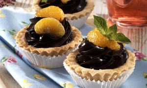 Tarts with Chocolate Cream jpeg
