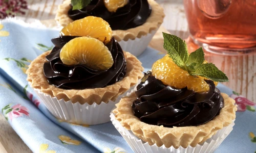 Tarts with Chocolate Cream jpeg