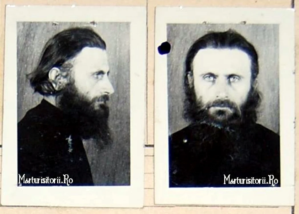 Fotografiile călugărului Arsenie Boca, din dosarul de anchetă. FOTO: fericiticeiprigoniti.net.