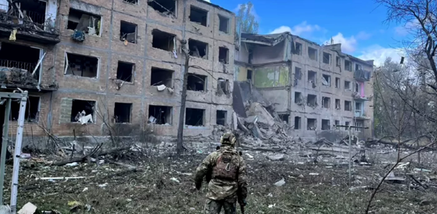 Rușii încearcă să captureze orașul Adviivka FOTO Captură via Ukrainska Pravda