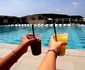 distracție la piscină