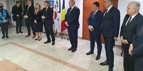Nicolae Ciucă, întâlnire cu reprezentanții comunității românești din Republica Coreea FOTO: gov.ro