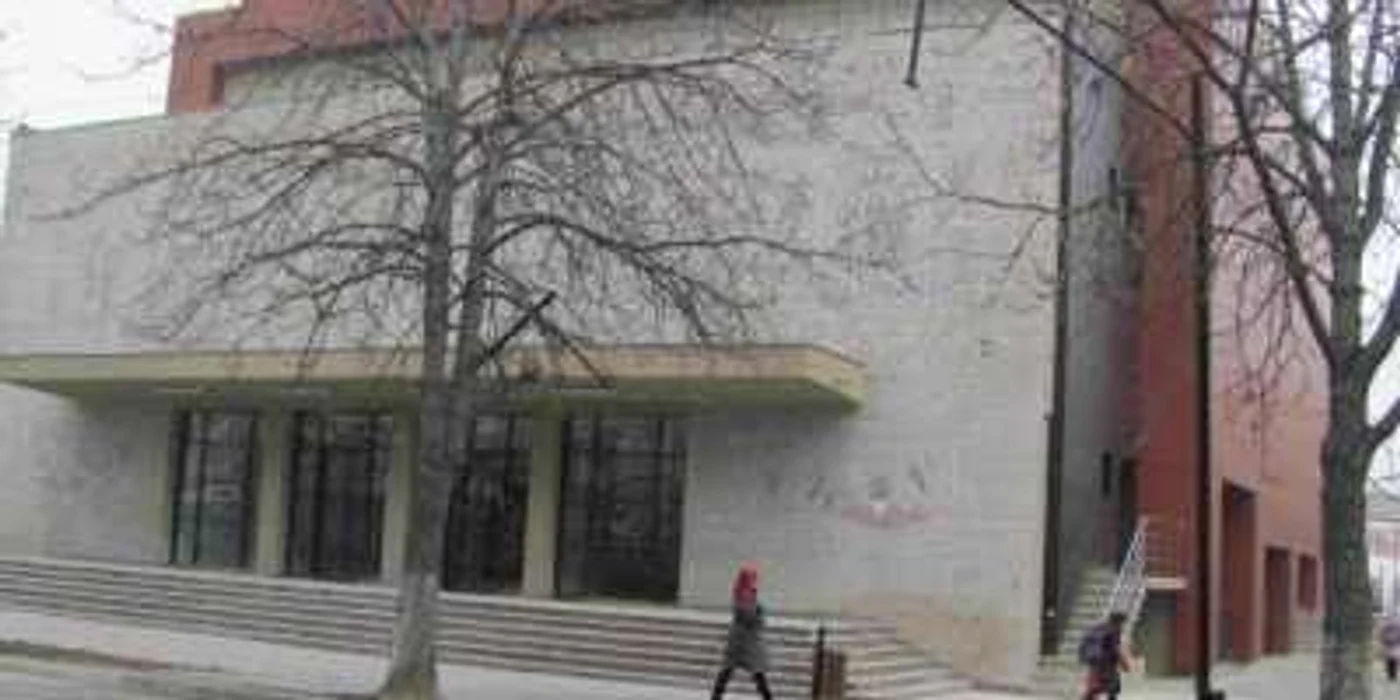 Cinematograful "Balada" a fost transformat şi în sală de spectacole