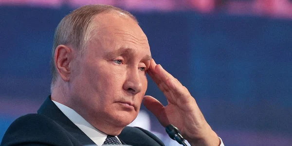 Vladimir Putin la Vladivostok FOTO EPA EFE jpg
