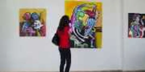 Bacău: Design textil la Galeria ”Nouă”