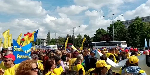 WhatsApp Video 2023 05 10 at 11 57 34 mp4 thumbnail png