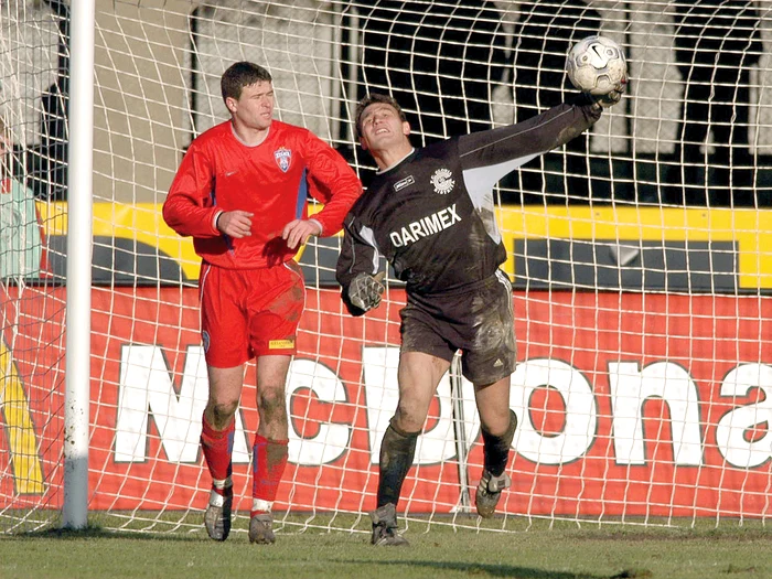 Costel Câmpeanu, poreclit „Burebista”, a apărat poarta Gloriei timp de aproape un deceniu