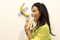 opera de arta banana lipita cu nada adeziva jpeg