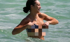 lilly becker blur jpeg