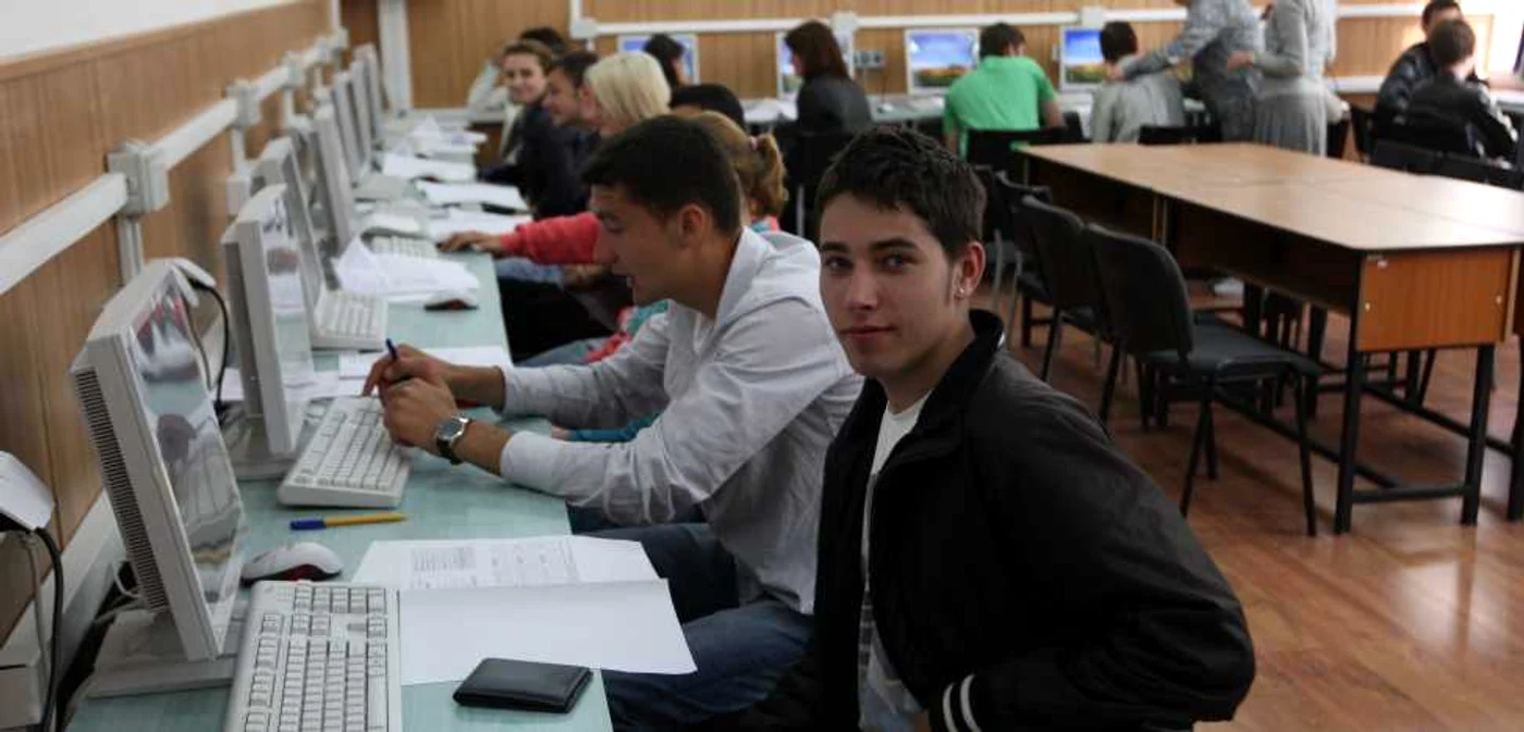 Testul de utilizare a computerului, fără note, dar cu prezenţă obligatorie     FOTO: Adevărul