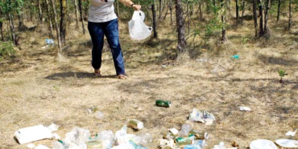 Ecologiştii pregătesc cea mai mare acţiune de curăţenie