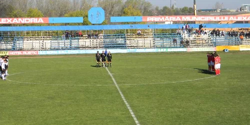 Fotbaliştii au ţinut ieri un moment de reculegere