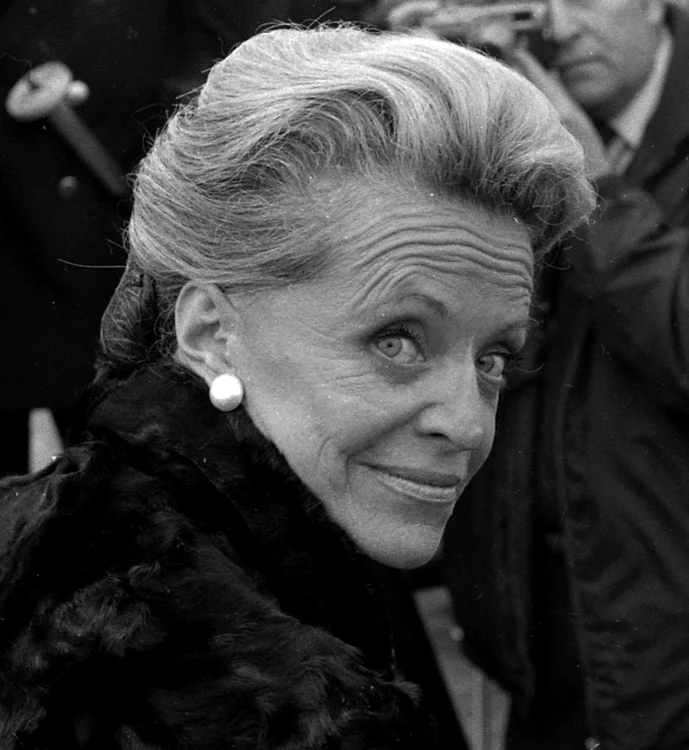 Jacqueline Auriol, singura femeie din Franța capabilă de acrobații aeriene FOTO: Wikipedia