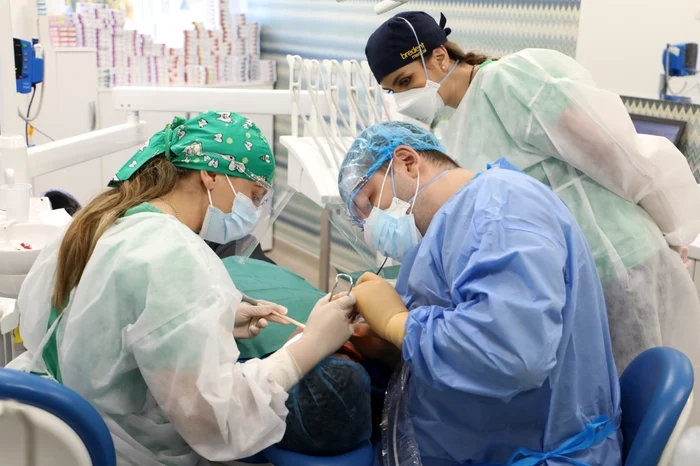 1 thumbnail clinicile dentare dr leahu jpg jpeg