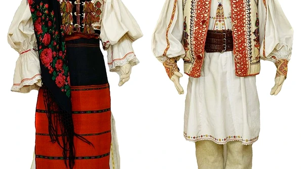 Atelierul „Să descifrăm mesajele costumului popular” jpeg