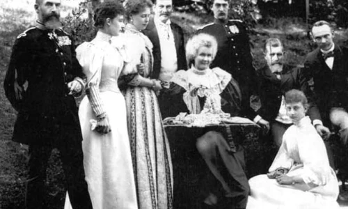 La masă cu Regii României  Prânz în aer liber: picnicuri, croaziere, petreceri câmpenești jpeg