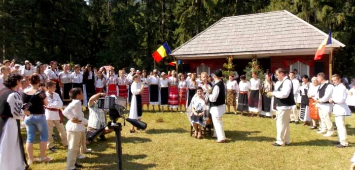 Sântilia are loc în Valea Zânelor. FOTO Matei Schinteie