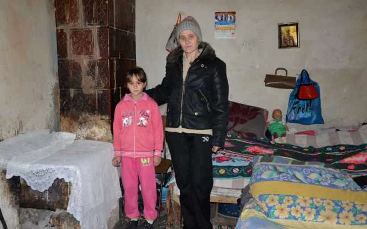 Una dintre fostele săli de clasă a fost transformată în cameră FOTO Alin Ion