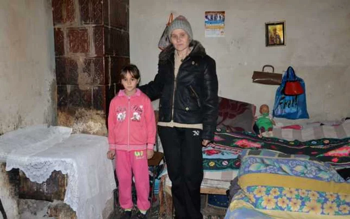 Una dintre fostele săli de clasă a fost transformată în cameră FOTO Alin Ion