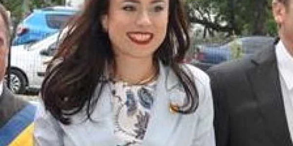 SIMONA bucura