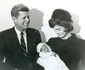 John F. Kennedy și soția sa, Jackie. FOTO: Profimedia