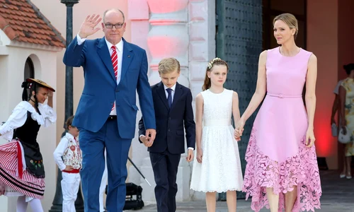 Charlene și Albert de Monaco cu Jacques și Gabriella GettyImages 2226008906 jpg
