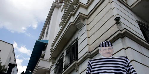 Persoane protesteaza la Inalta Curte de Casatie si Justitie fata de mai multi politicieni carora le cer demisia 20 iunie 2017 FOTO Inquam Photos / Mircea Manole