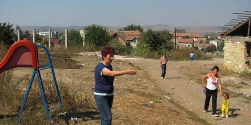 De când au auzit de decizia Primăriei de a-i muta pe ţigani, locatarii străzilor Dealului şi Sudului nu mai au linişte