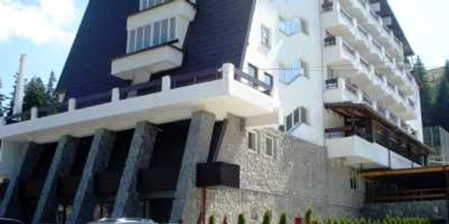 Secţie de votare la Hitelul Peştera