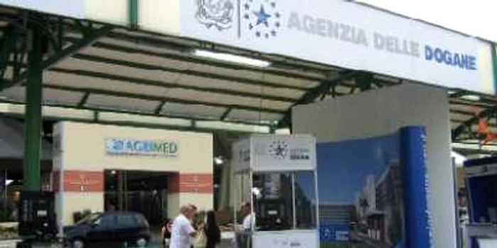 La vama italiană Ventimiglia (cu Franţa) au fost reţinuţi trei români