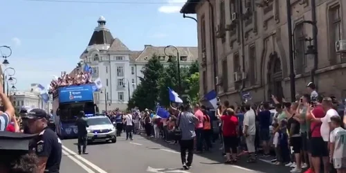 5b0bd951df52022f757ee77a jpg