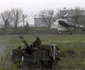 Un elicopter militar aterizează la un punct de control de lângă Slaviansk FOTO Reuters 