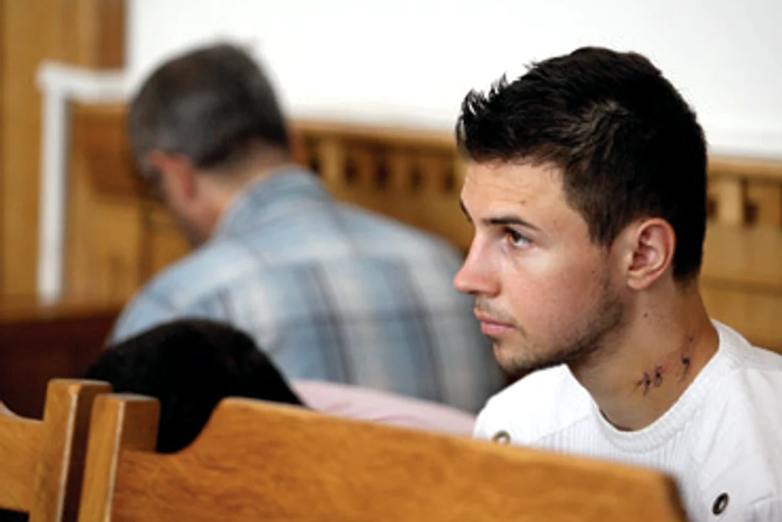 Arad: Fiul rătăcitor acceptă ajutorul tatălui (SONDAJ)