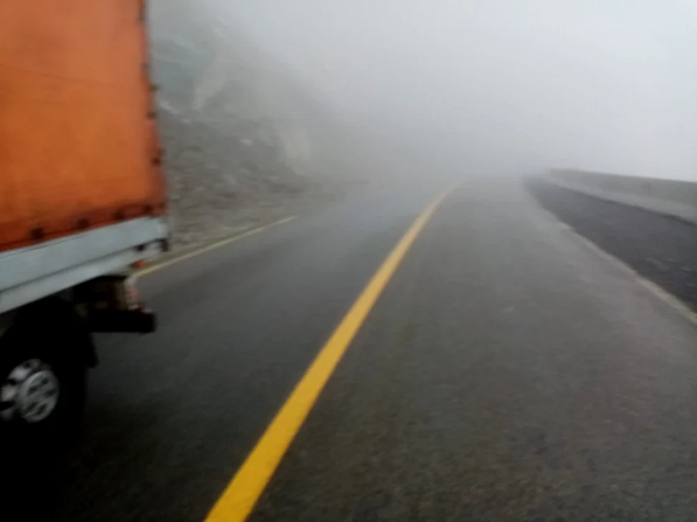 Transalpina închisă circulaţiei temporar din cauza poleiului Foto CNAIR