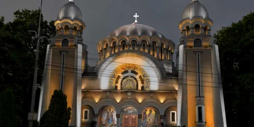 Biserica Ortodoxă din Sinaia sursa: timisoaraexpres.ro