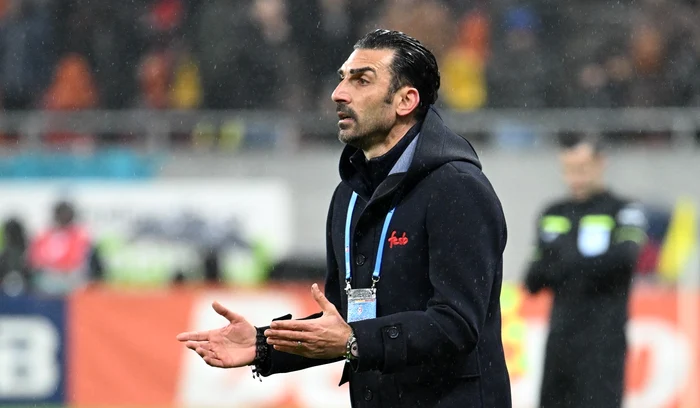 Elias Charlambous, nevoit să improvizeze, pe final de an (FOTO: Sportpictures)