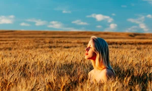 nudistă foto Shutterstock jpg