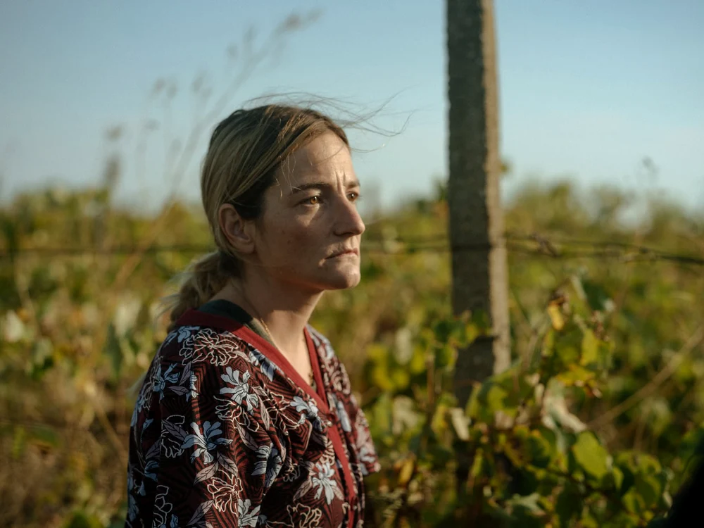 Mihaela Subțirică joacă rolul principal în Malul Vânăt. FOTO: Arhiva producătorului