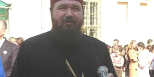 Episcopul Sofronie Drincec trebuie să gestioneze diplomatic problema