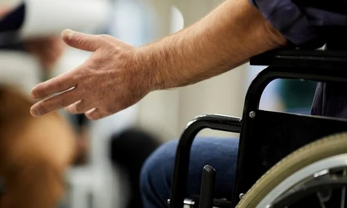 persoana cu handicap jpeg