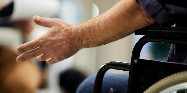 persoana cu handicap jpeg