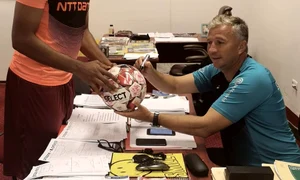 Omrani și Dan Petrescu, după victoria cu Astana jpeg