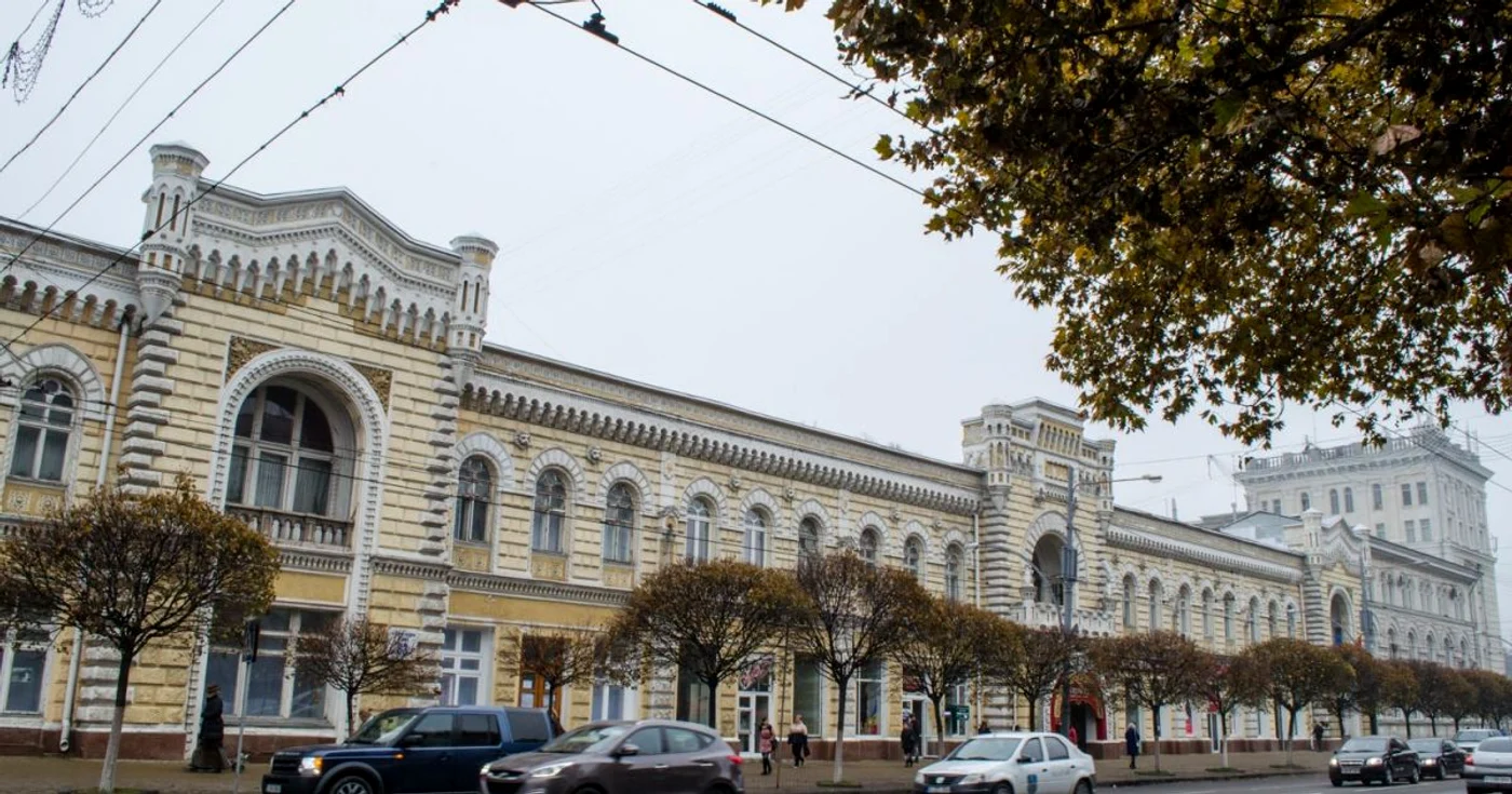 Edilul capitalei, Dorin Chirtoacă optează pentru descentralizarea puterii. FOTO Adevărul