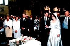 Majestatea Sa Margareta si Principele Radu la nunta lor din 199d   Alain Morvan jpg