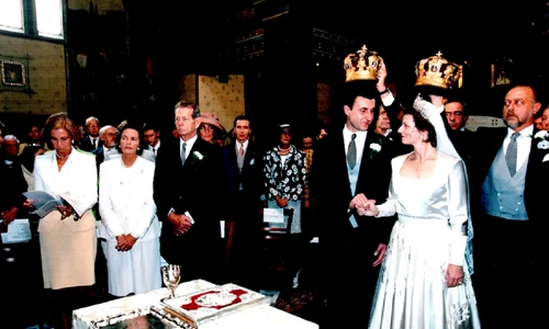 Majestatea Sa Margareta si Principele Radu la nunta lor din 199d   Alain Morvan jpg