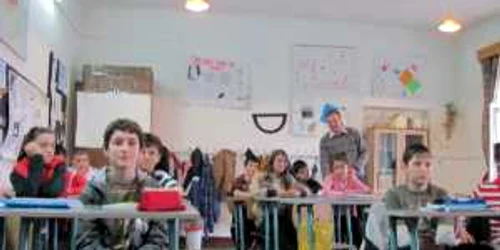 Profesorii din Sălaj îşi vor primii salariile la timp