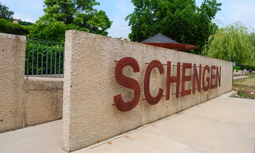 Schengen shutterstock 8 jpg