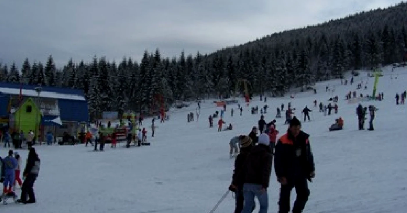 Stațiunea este plină de turiști
