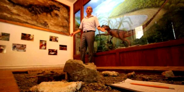 Casa dinozaurilor pitici
